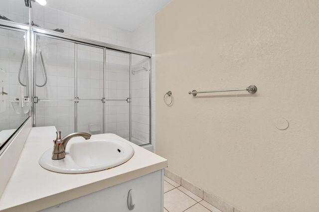 10240 NW 33rd Place, Sunrise, FL 33351