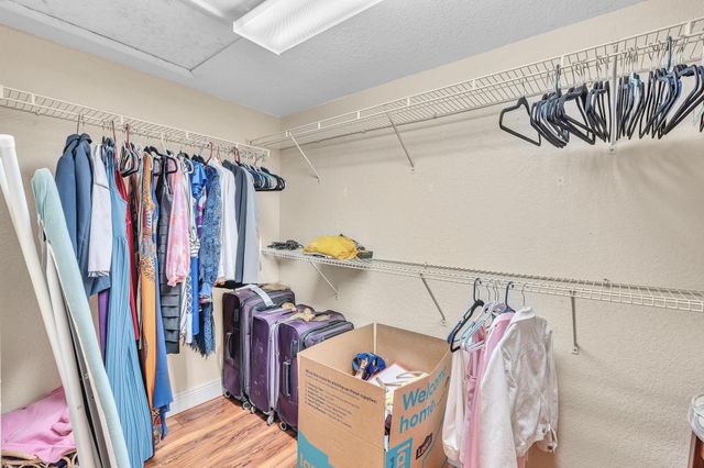 10240 NW 33rd Place, Sunrise, FL 33351