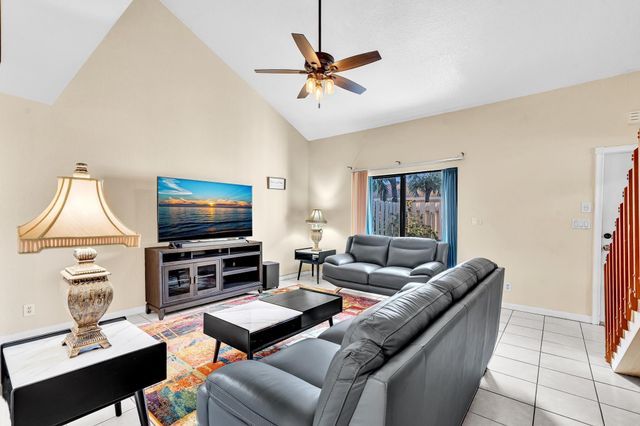 10240 NW 33rd Place, Sunrise, FL 33351