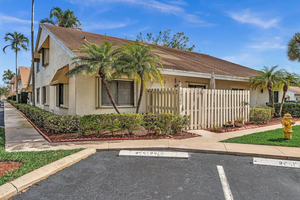 10240 NW 33rd Place, Sunrise, FL 33351