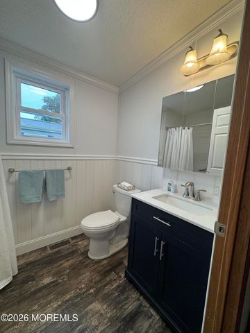 62 Stern Avenue, Hazlet, NJ 07734