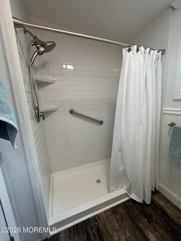 62 Stern Avenue, Hazlet, NJ 07734