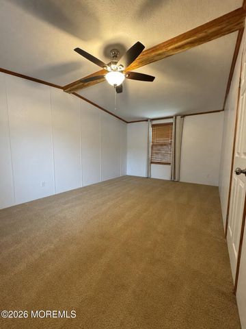 62 Stern Avenue, Hazlet, NJ 07734