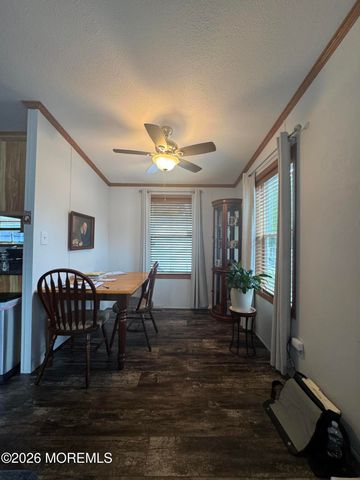 62 Stern Avenue, Hazlet, NJ 07734