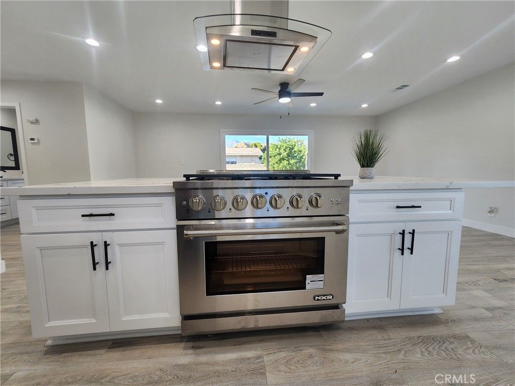 Image 23 of property listing at 693 W Wilson, Banning, CA 92220