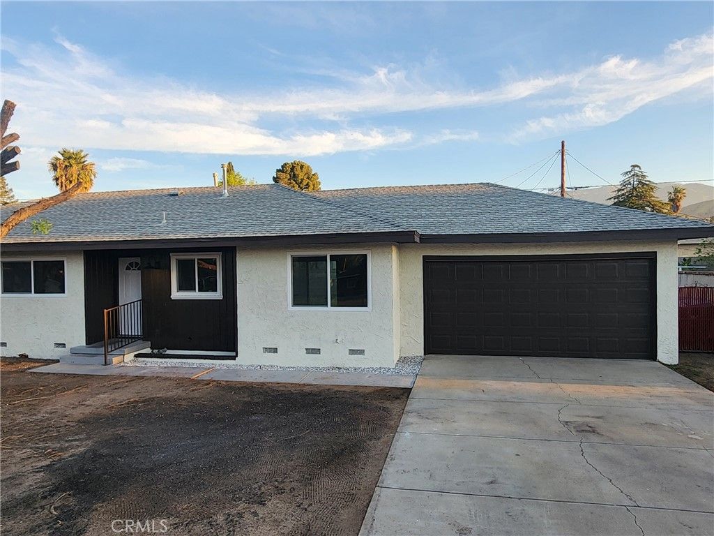Image 5 of property listing at 693 W Wilson, Banning, CA 92220