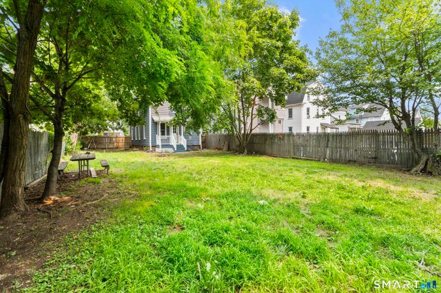 122 Union Avenue, West Haven, CT 06516