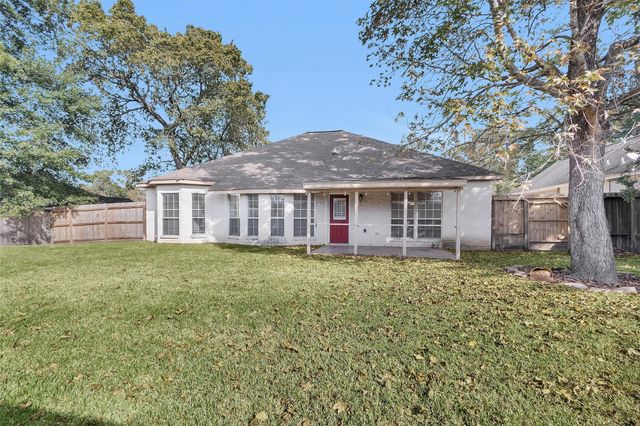 147 April Waters Drive W, Conroe, TX 77356