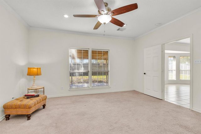 147 April Waters Drive W, Conroe, TX 77356