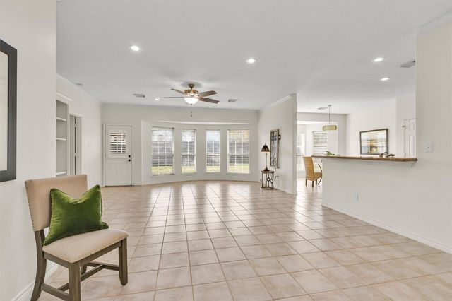 147 April Waters Drive W, Conroe, TX 77356