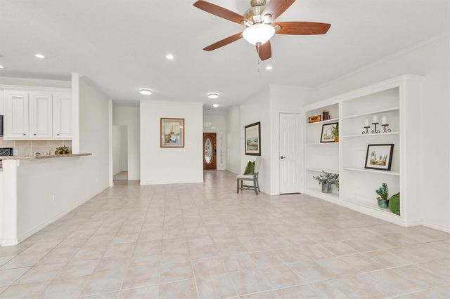 147 April Waters Drive W, Conroe, TX 77356