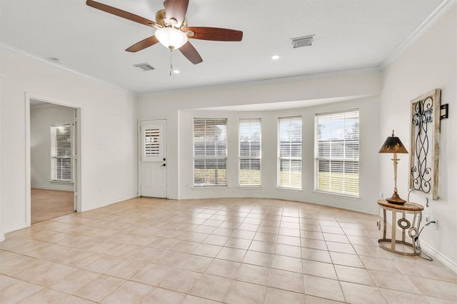 147 April Waters Drive W, Conroe, TX 77356