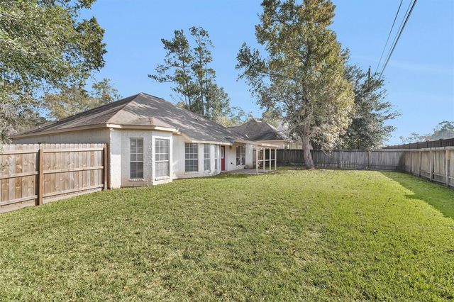 147 April Waters Drive W, Conroe, TX 77356