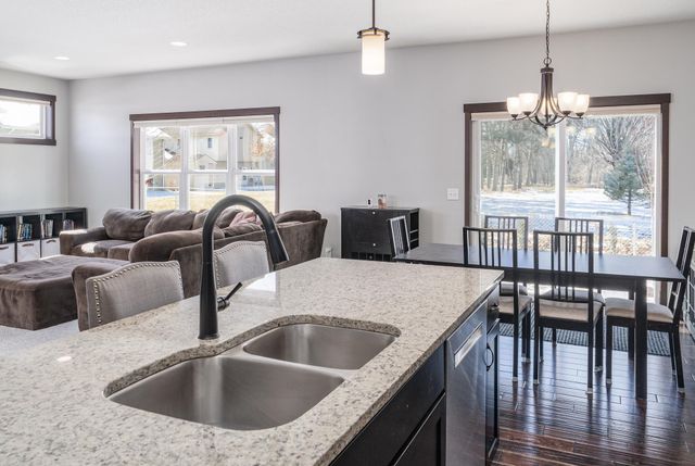 3677 Edgerton Street, Vadnais Heights, MN 55127