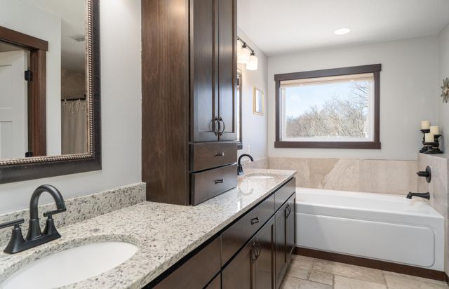 3677 Edgerton Street, Vadnais Heights, MN 55127