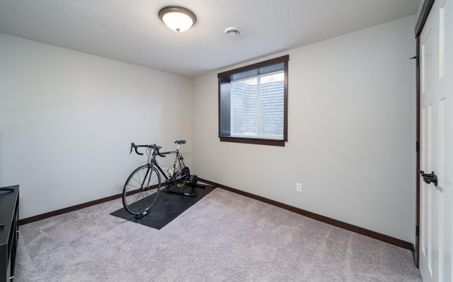 3677 Edgerton Street, Vadnais Heights, MN 55127