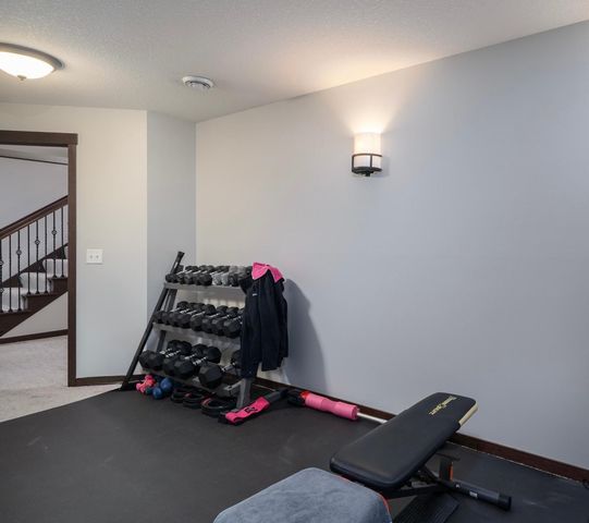 3677 Edgerton Street, Vadnais Heights, MN 55127