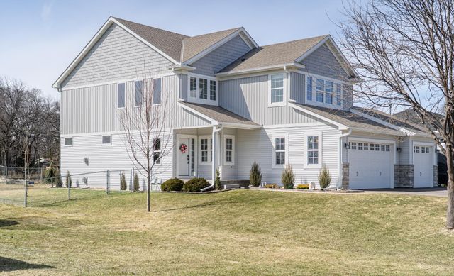 3677 Edgerton Street, Vadnais Heights, MN 55127