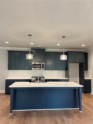 2736 Thomas View Court, Loganville, GA 30052