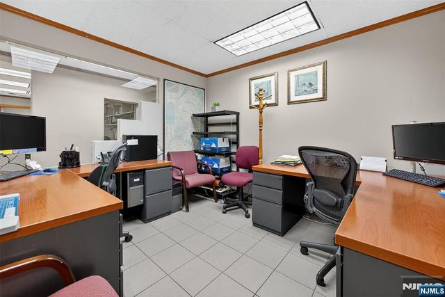 55 Paramus, Paramus, NJ 07652