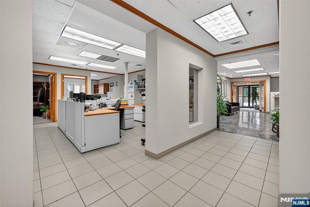 55 Paramus, Paramus, NJ 07652