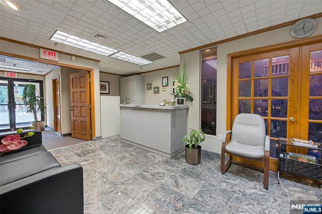 55 Paramus, Paramus, NJ 07652