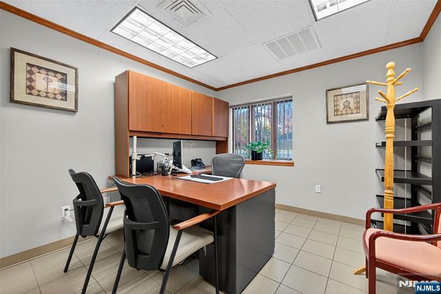 55 Paramus, Paramus, NJ 07652