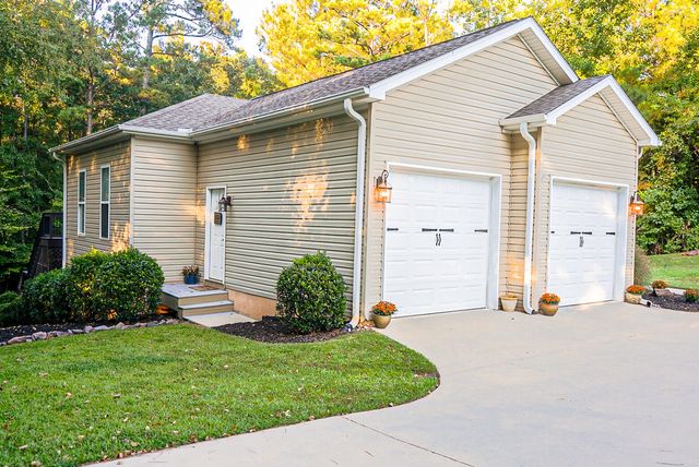 111 Ashland Drive, Mc Cormick, SC 29835