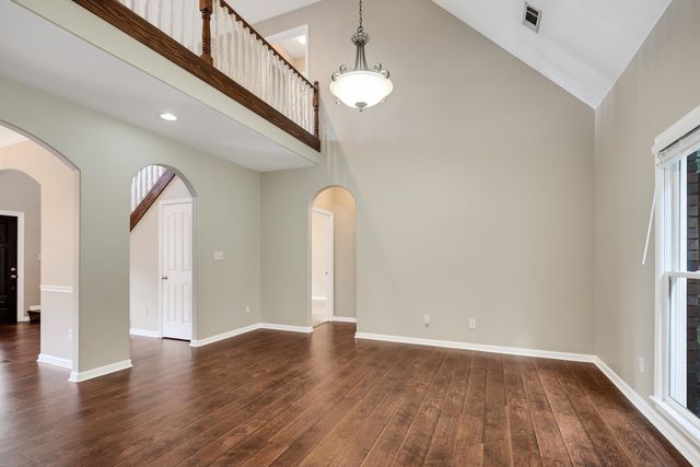 5578 SOUTHERN WINDS DR, Arlington, TN 38002