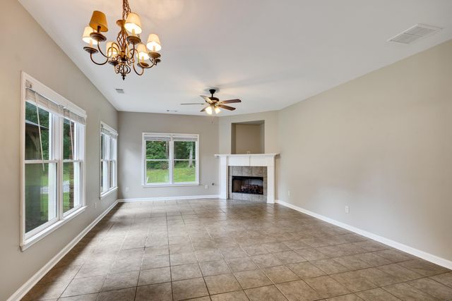 5578 SOUTHERN WINDS DR, Arlington, TN 38002