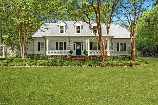 1024 Pleasant Ridge DR, Chesapeake, VA 23322
