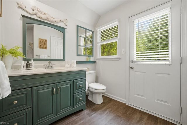 1024 Pleasant Ridge DR, Chesapeake, VA 23322