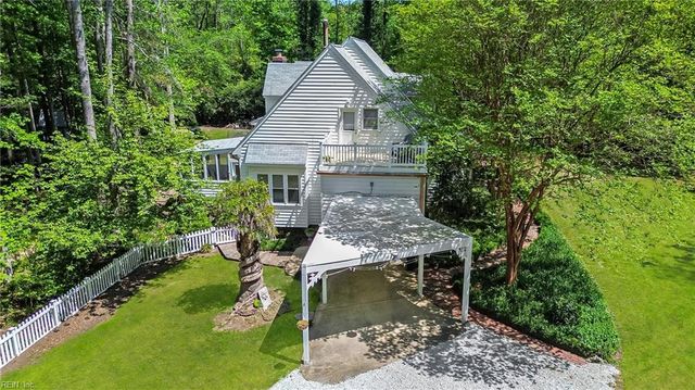 1024 Pleasant Ridge DR, Chesapeake, VA 23322