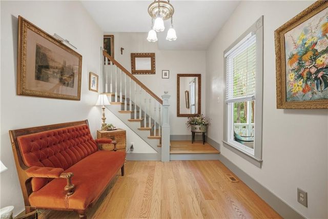 1024 Pleasant Ridge DR, Chesapeake, VA 23322