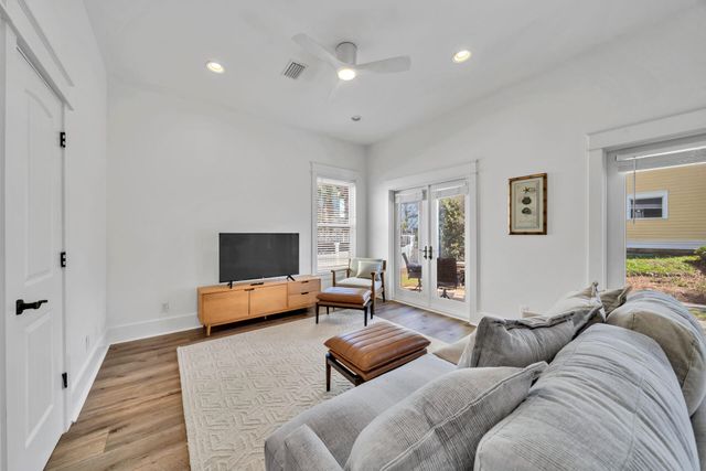 125 Los Angeles Street, Miramar Beach, FL 32550