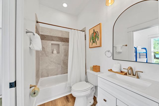 125 Los Angeles Street, Miramar Beach, FL 32550