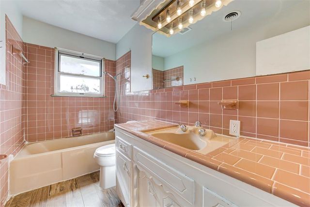 3024 SW 66th Street, Oklahoma City, OK 73159