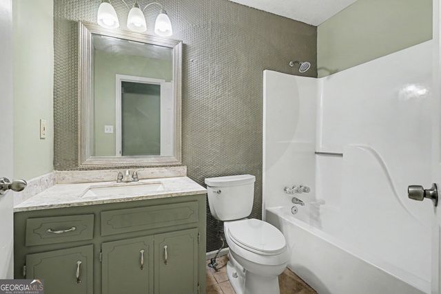 3030 Green Meadow Lane, Snellville, GA 30078
