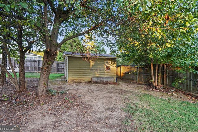 3030 Green Meadow Lane, Snellville, GA 30078
