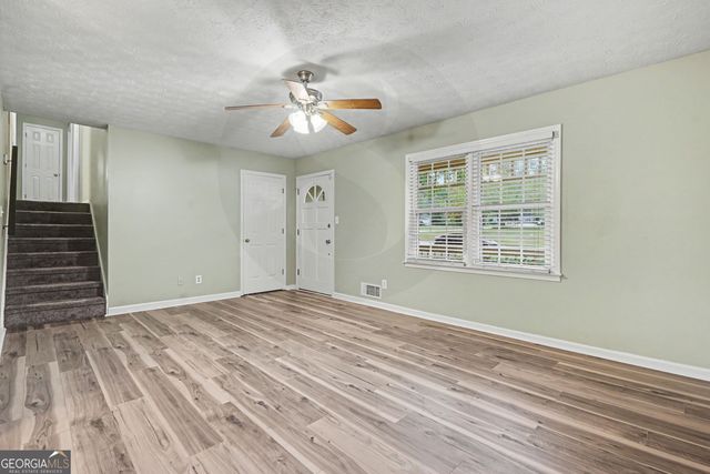 3030 Green Meadow Lane, Snellville, GA 30078