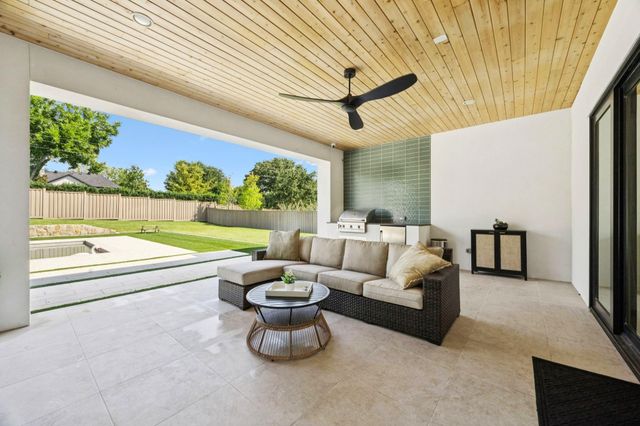 2602 Pointe Court, Colleyville, TX 76034