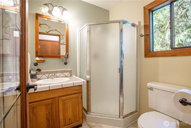 18 Inglewood Place, Bellingham, WA 98229