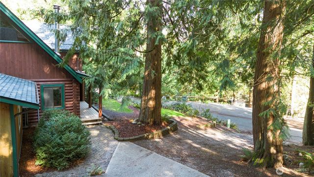 18 Inglewood Place, Bellingham, WA 98229