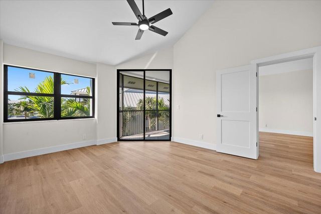 144 Bay Colony Drive N Penthouse, Juno Beach, FL 33408