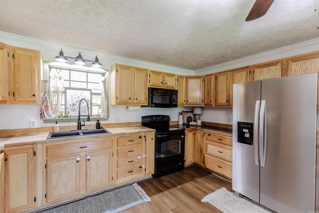 91 Wagon Track Road, Perryville, AR 72126