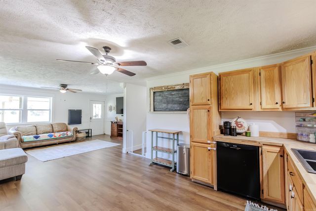 91 Wagon Track Road, Perryville, AR 72126