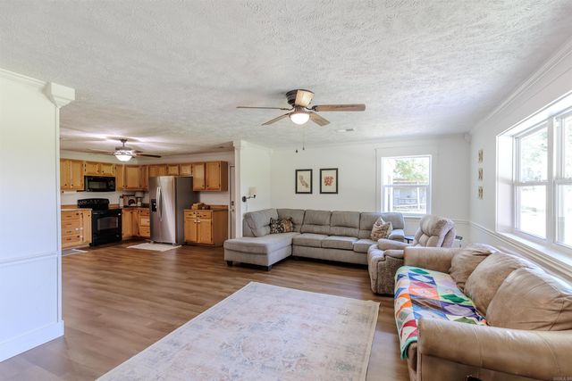 91 Wagon Track Road, Perryville, AR 72126