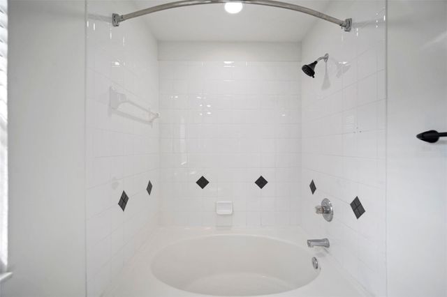 3217 PINE TOP DRIVE, Valrico, FL 33594