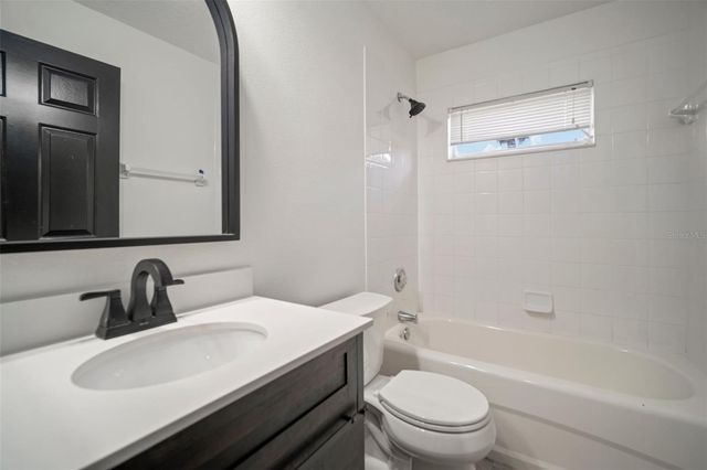 3217 PINE TOP DRIVE, Valrico, FL 33594