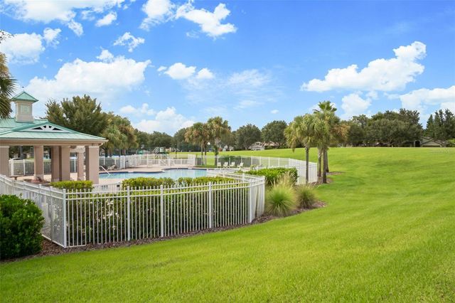 3217 PINE TOP DRIVE, Valrico, FL 33594